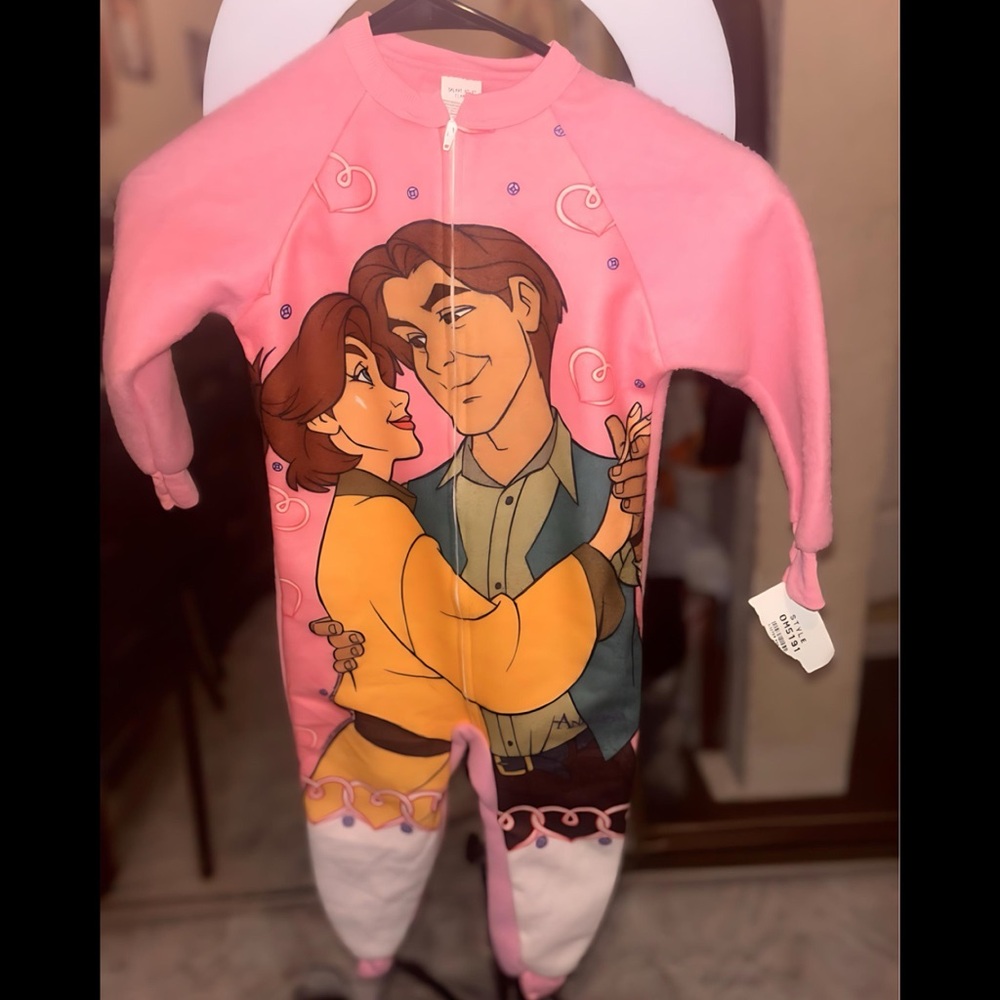 NWT! VINTAGE DISNEY ANASTASIA & DIMITRI ONESIE